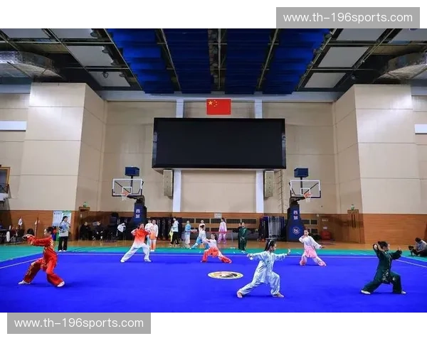 武术vs现代格斗:在拳脚与锋芒之间,寻找藏在血脉里的终极力量